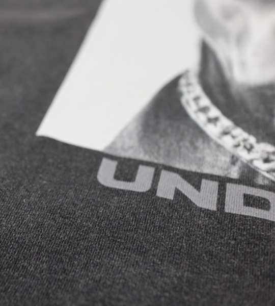 'UNDERDOG' [Graphite] Timeless Tee